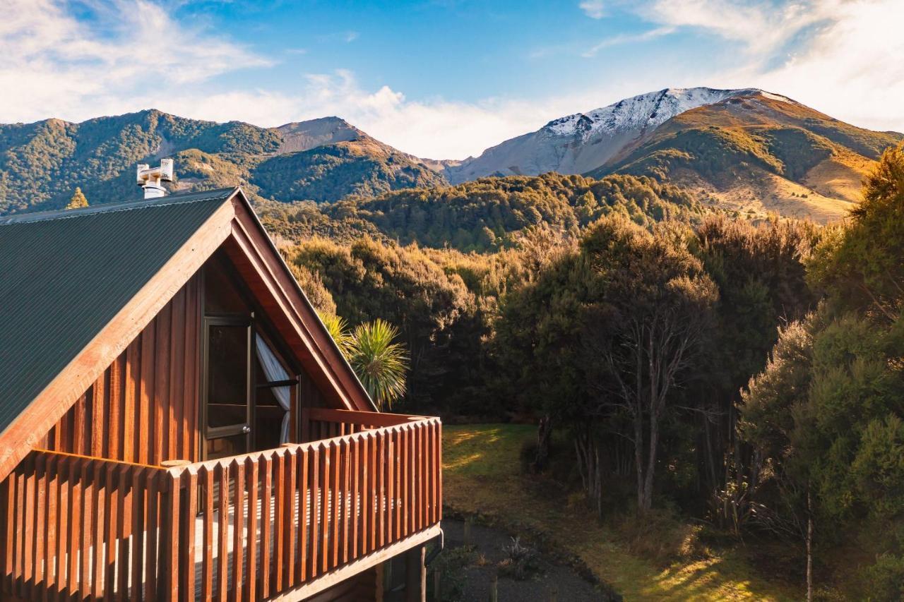 Totara Lodge - Unwind, Relax & Enjoy - Mt Lyford エクステリア 写真