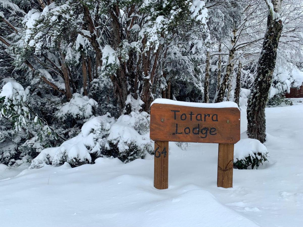 Totara Lodge - Unwind, Relax & Enjoy - Mt Lyford エクステリア 写真